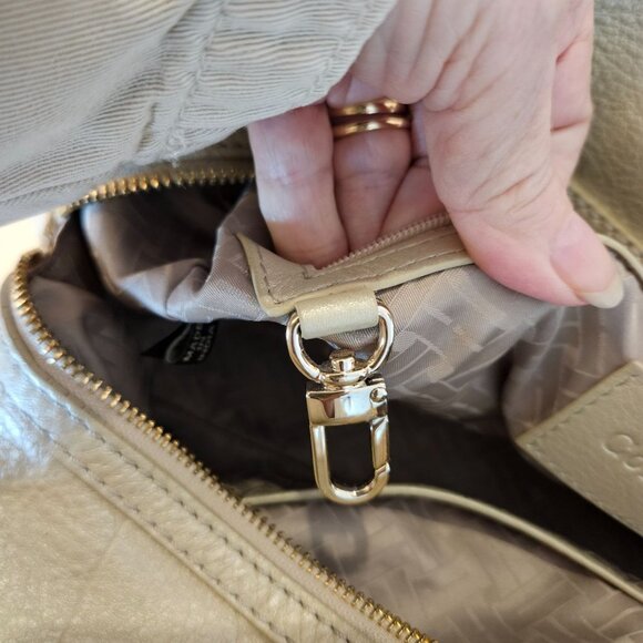 Cole Hahn Genuine Gold Pebbled Leather Large Hobo Shoulder Designer Bag Purse - Picture 13 of 16